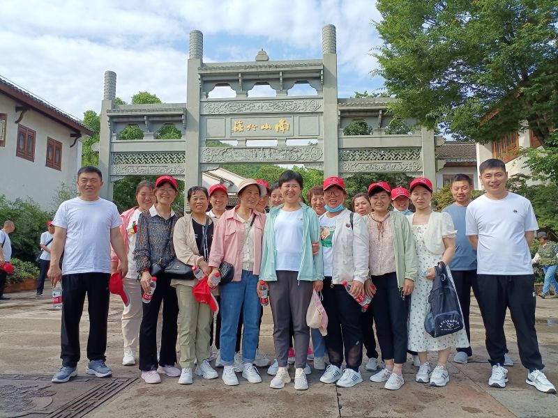 2023年?yáng)|平金馬公司赴泰州常州南京旅游團(tuán)