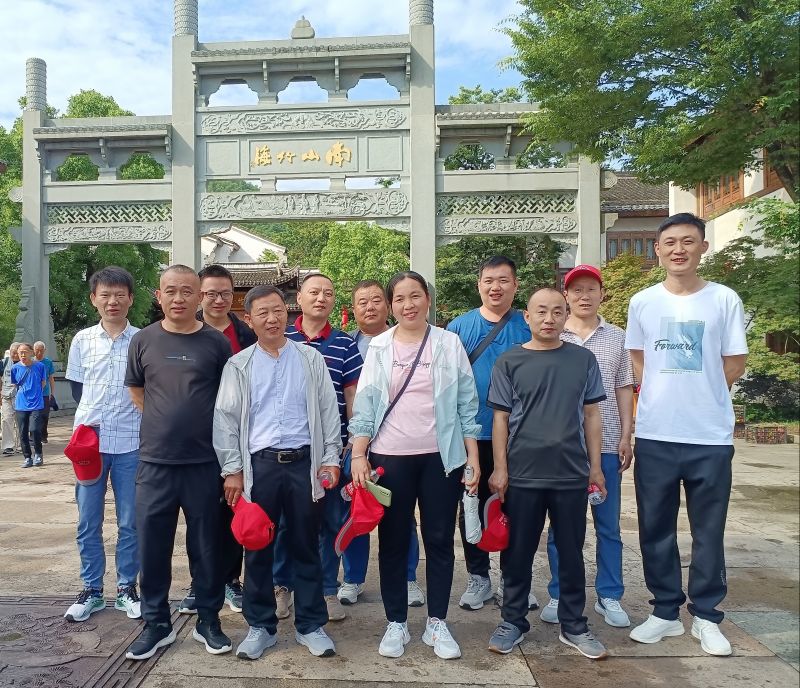 2023年?yáng)|平金馬公司赴泰州常州南京旅游團(tuán)
